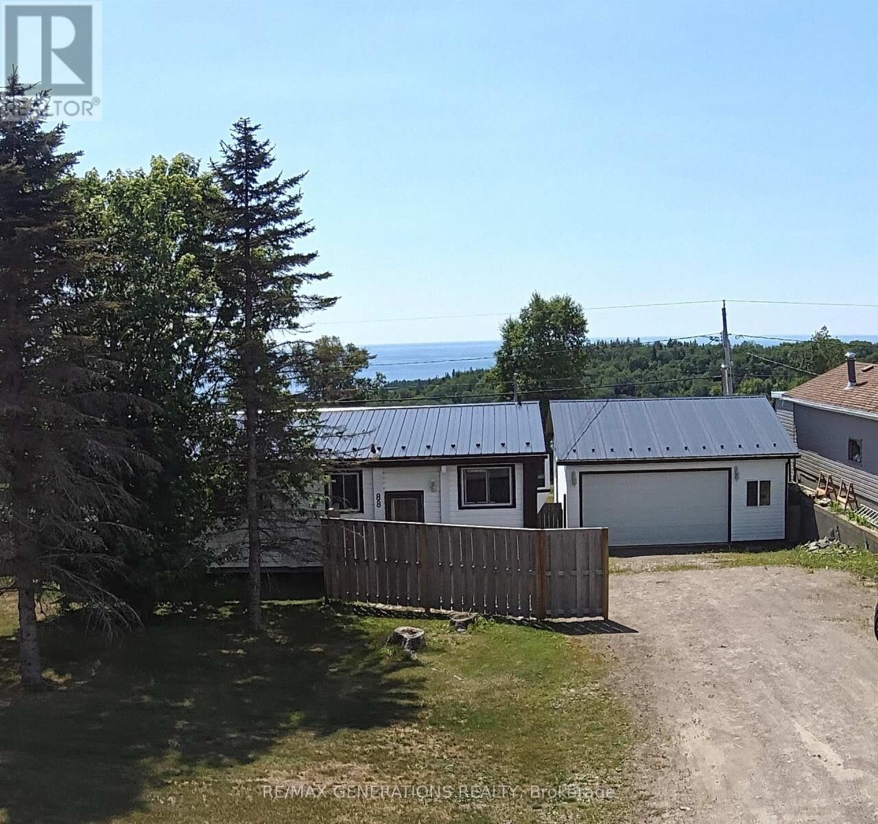 Property Photo: 88 Lakeview Drive ON P0T 2W0