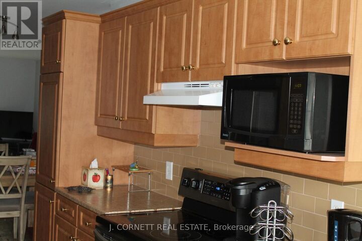 Property Photo: 3 Maple Street North 4 ON K0C 1M0