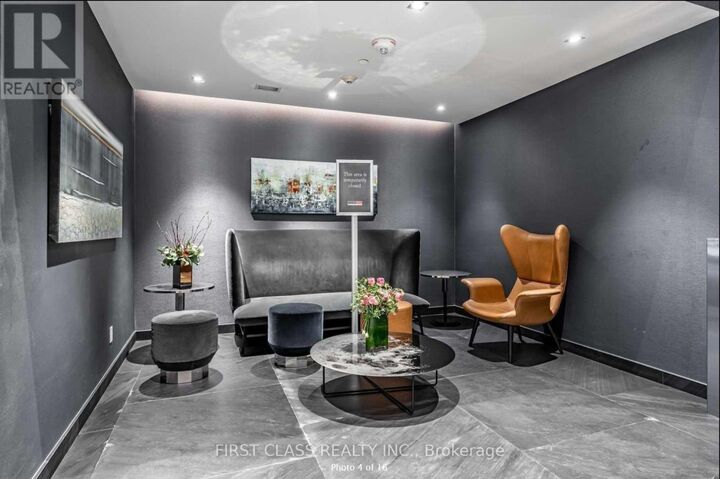 Property Photo: 28 Wellesley Street East 3504 ON M4Y 0C4