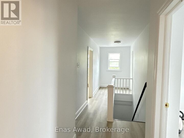 Property Photo: 64 Genest Street 3 ON K1L 7Z2
