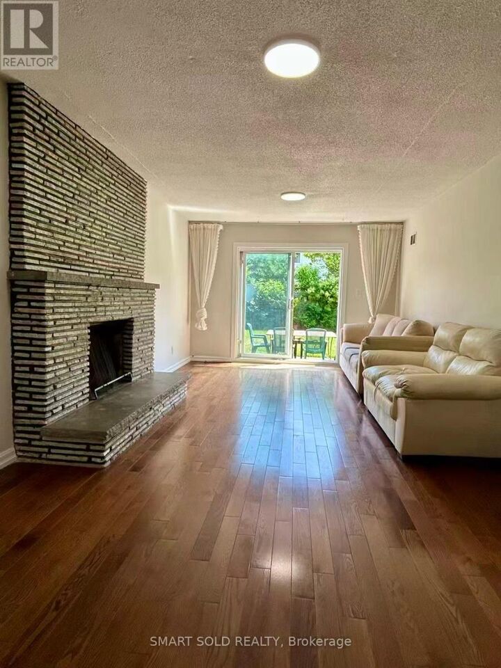 Property Photo: 31 Silas Hill Drive ON M2J 2X8
