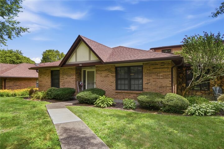 Property Photo:  750 Pine Needles Drive  OH 45458 