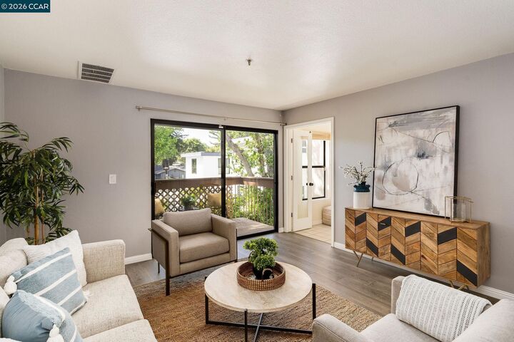 Property Photo:  1722 S Villa Way  CA 94595 
