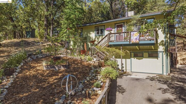 Property Photo: 22455 E Rhine River Dr CA 95370