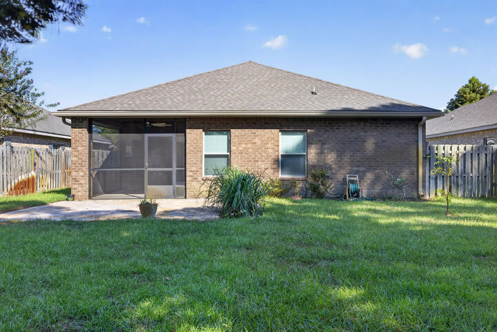 Property Photo: 726 Cocobolo Drive FL 32459
