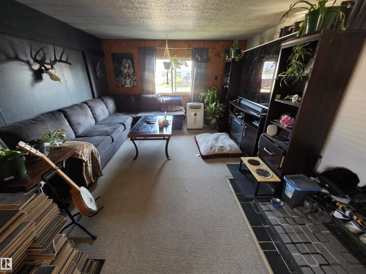 Property Photo: 49301 RR 80 242 AB T7A 1L7