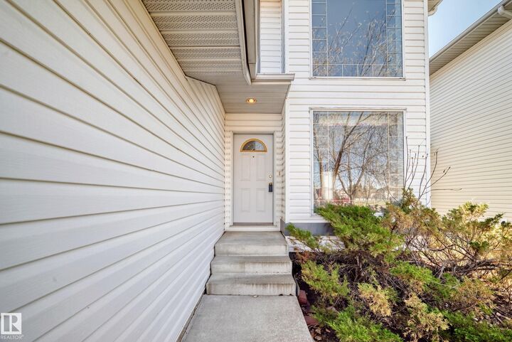 Property Photo: 4319 39 Avenue NW AB T6L 7B6