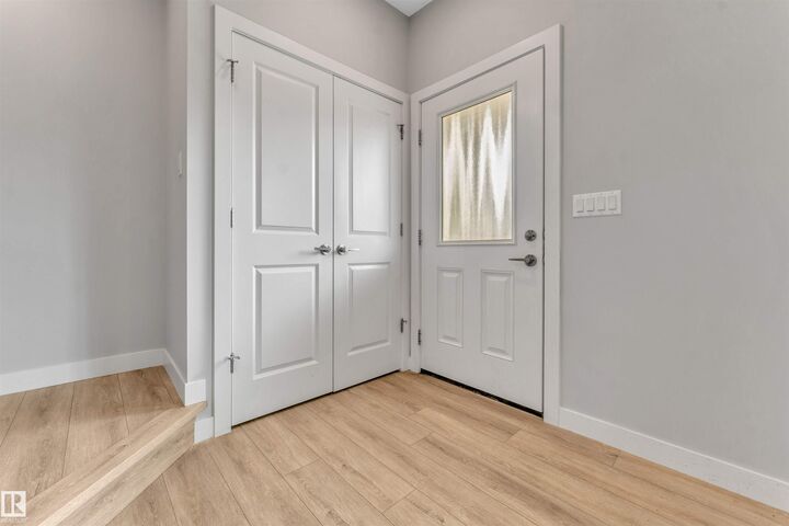 Property Photo: 562 Glenridding Ravine Drive SW AB T6W 4P1