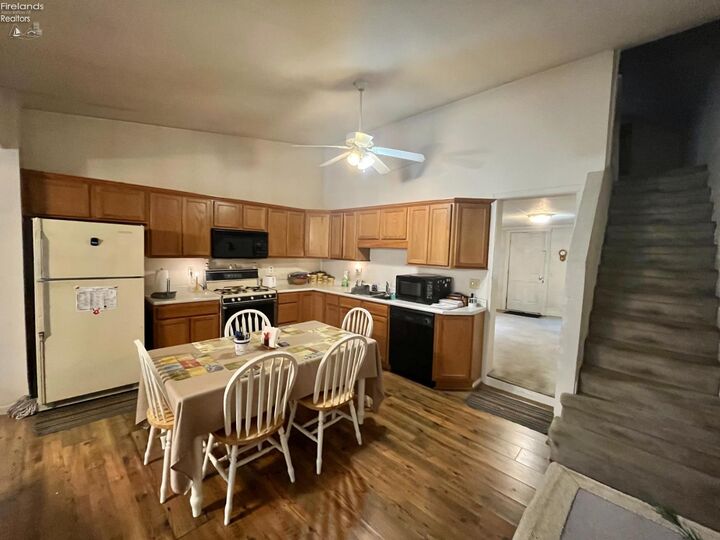 Property Photo:  199 Circular Street  OH 44883 