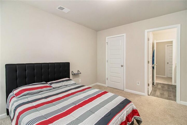 Property Photo:  20 Richmond Trail  GA 30054 