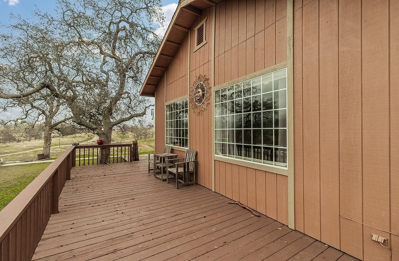 Property Photo:  40696 Oakwood Road  CA 93636 