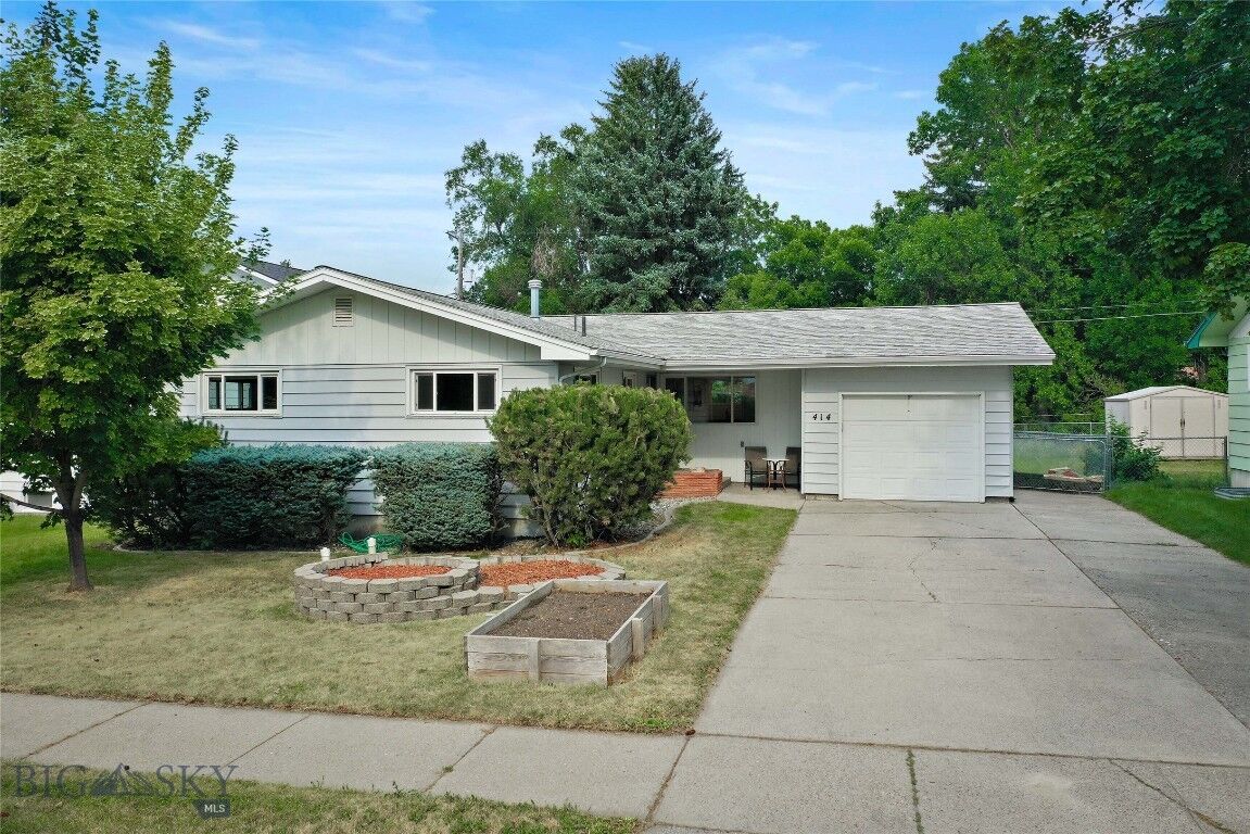 Property Photo: 414 N 6th Avenue MT 59715