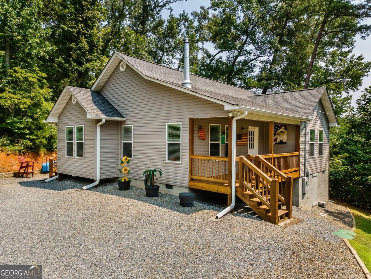 Property Photo:  216 Hideaway Road  GA 30560 