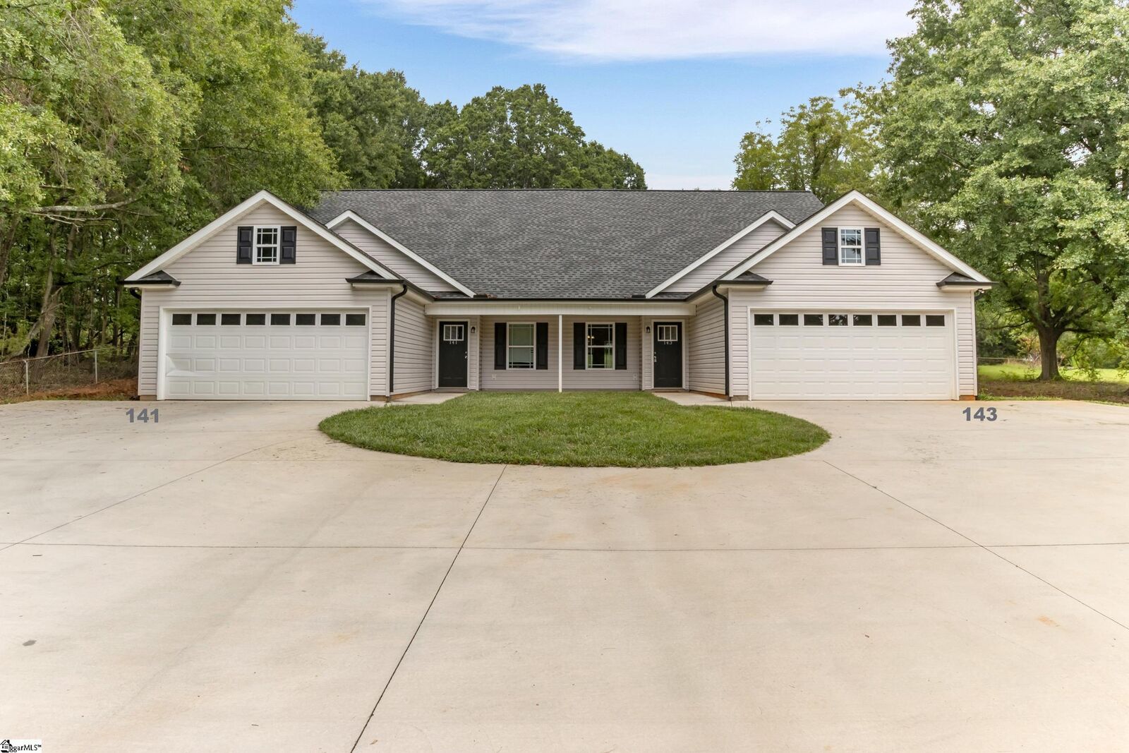 Property Photo:  141 Sandifer Road  SC 29303 