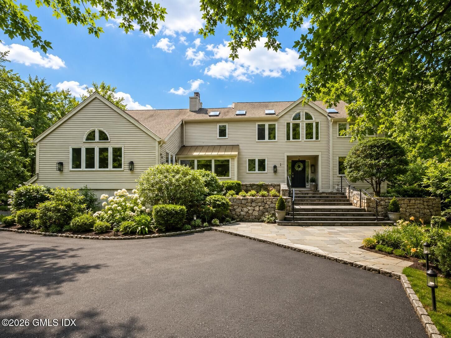 Property Photo: 2 Choctaw Lane CT 06831