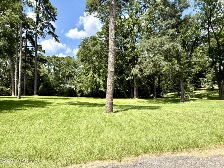 Property Photo: 102 Ward Street MS 39339