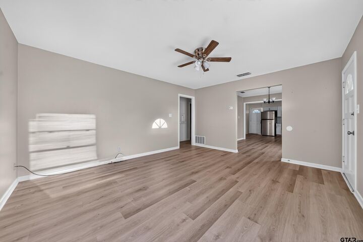 Property Photo: 1221 S Tipton TX 75701