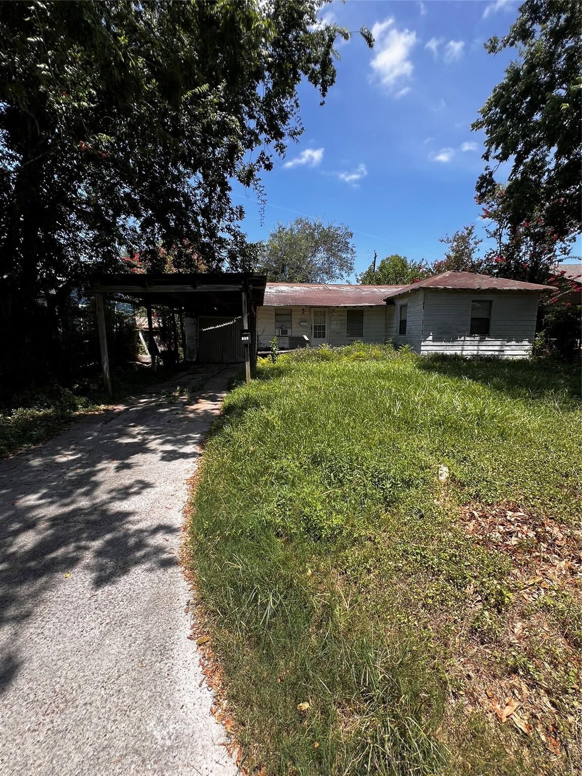 Property Photo: 413 Lynn Street TX 77587