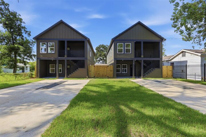Property Photo: 2516 Lucky Street TX 77088