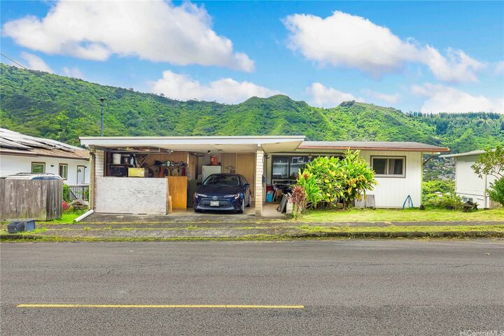 Property Photo:  3371 Oahu Avenue  HI 96822 