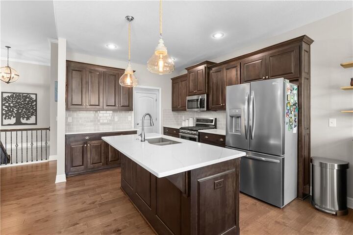 Property Photo: 701 SW Elizabeth Street MO 64015