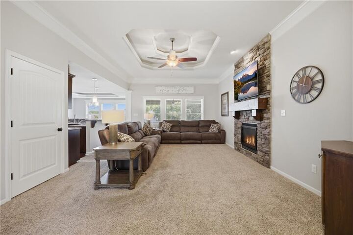 Property Photo: 3817 SW Briarwood Oaks Drive MO 64015