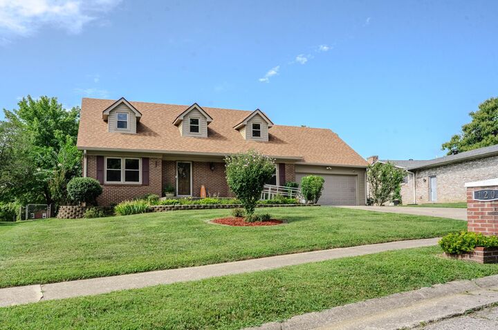 Property Photo: 120 Lindenwood Lane KY 40601