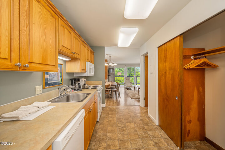 Property Photo: 301 Otter Crest Drive 126-127 OR 97369