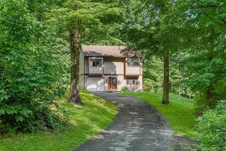Property Photo:  66 Whitetail Run  NY 10918 