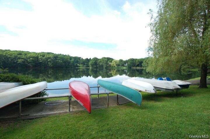 Property Photo:  61 Lakeview Drive  NY 10986 