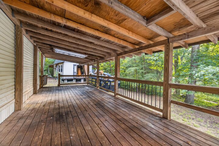 Property Photo: 2330 Nichols Branch Way TN 37876