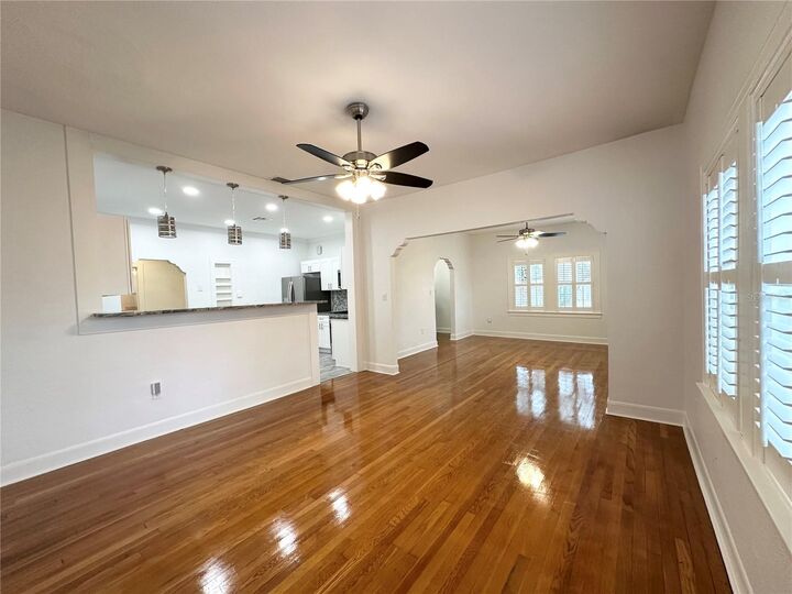 Property Photo: 3025 W North A Street FL 33609