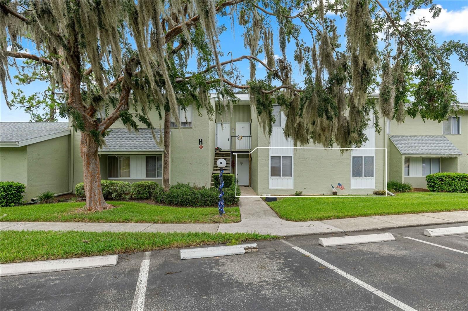 Property Photo: 568 Fairways Circle A FL 34472