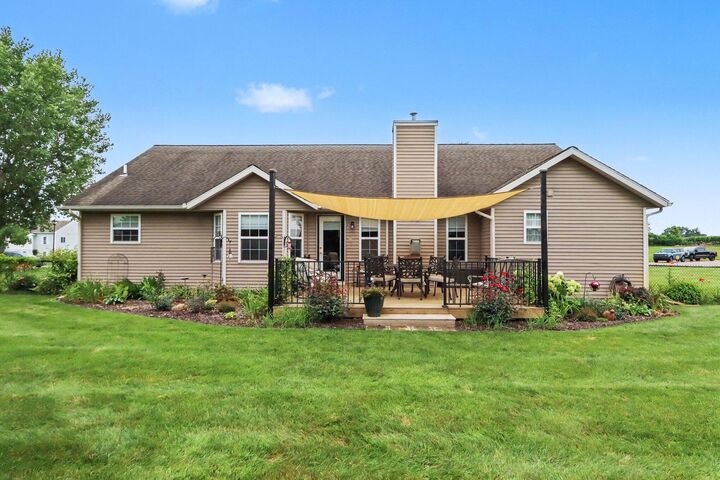 Property Photo: 50203 Chardonnay Street MI 49079