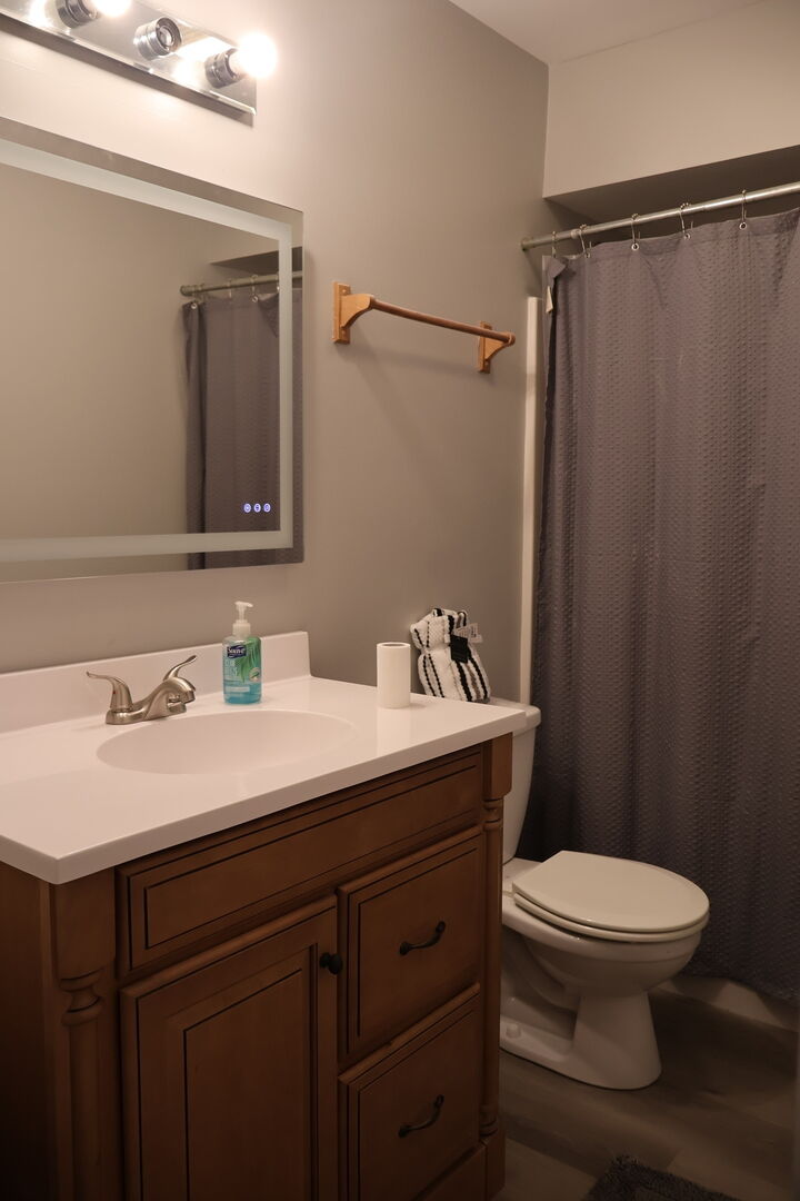 Property Photo:  4309 W Flournoy Street  IL 60624 