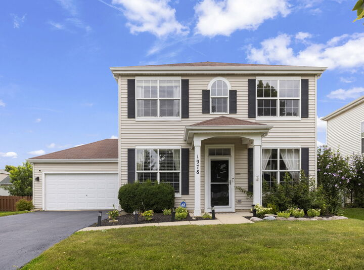 Property Photo: 1978 Westridge Place IL 60504