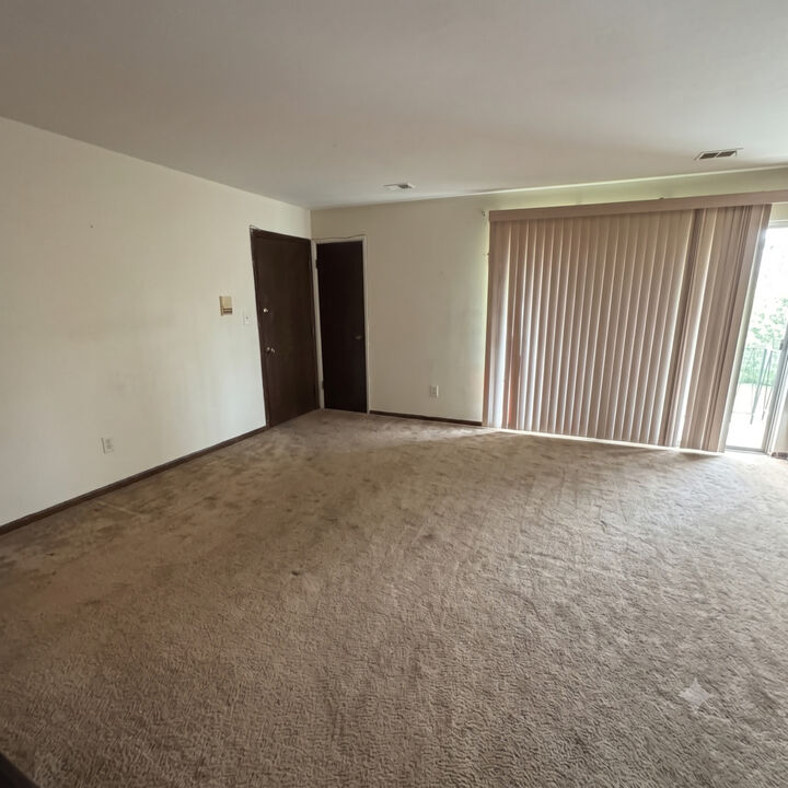 Property Photo: 10936 S Keating Avenue 3A IL 60453