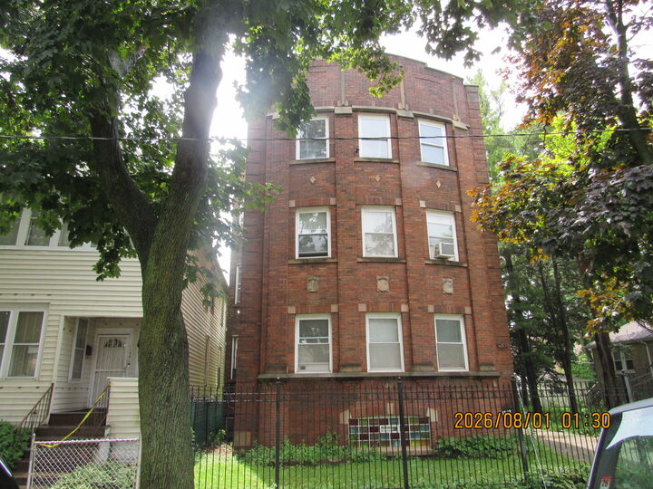 Property Photo: 1133 E 81st Place IL 60619