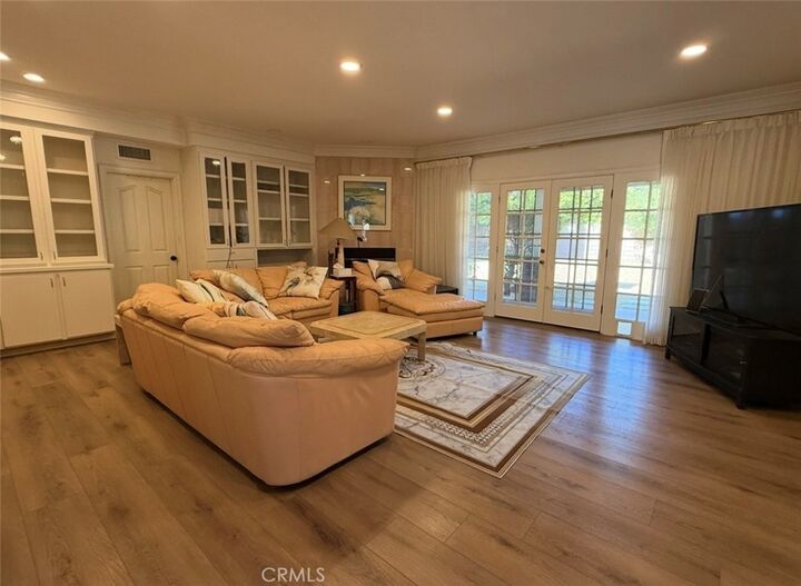 Property Photo:  1419 Holly Avenue  CA 91007 