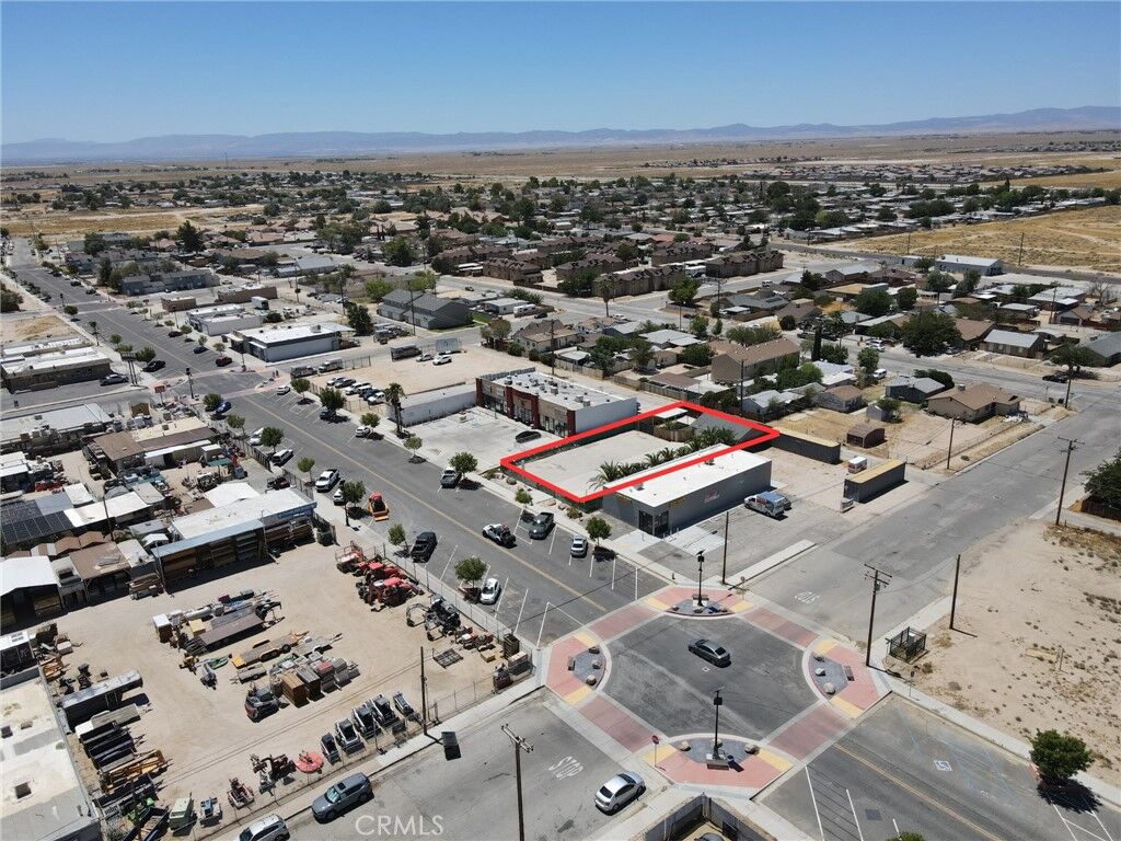 Property Photo: 2753 Diamond Street CA 93560