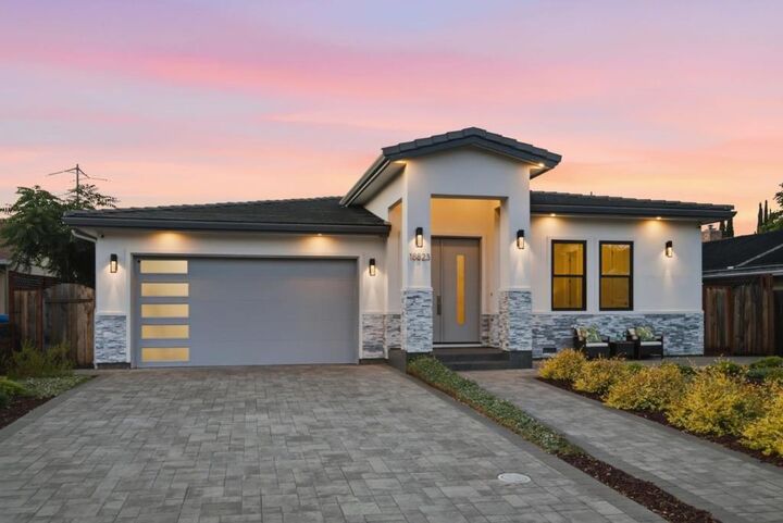 Property Photo:  18823 Casa Blanca Lane  CA 95070 