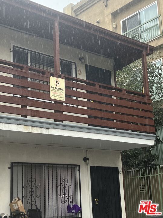 Property Photo:  227 S Bonnie Brae Street  CA 90057 