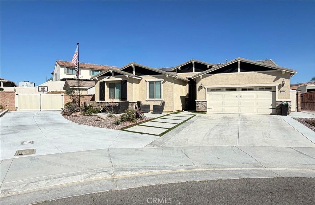 Property Photo:  28436 Ivory Court  CA 92584 