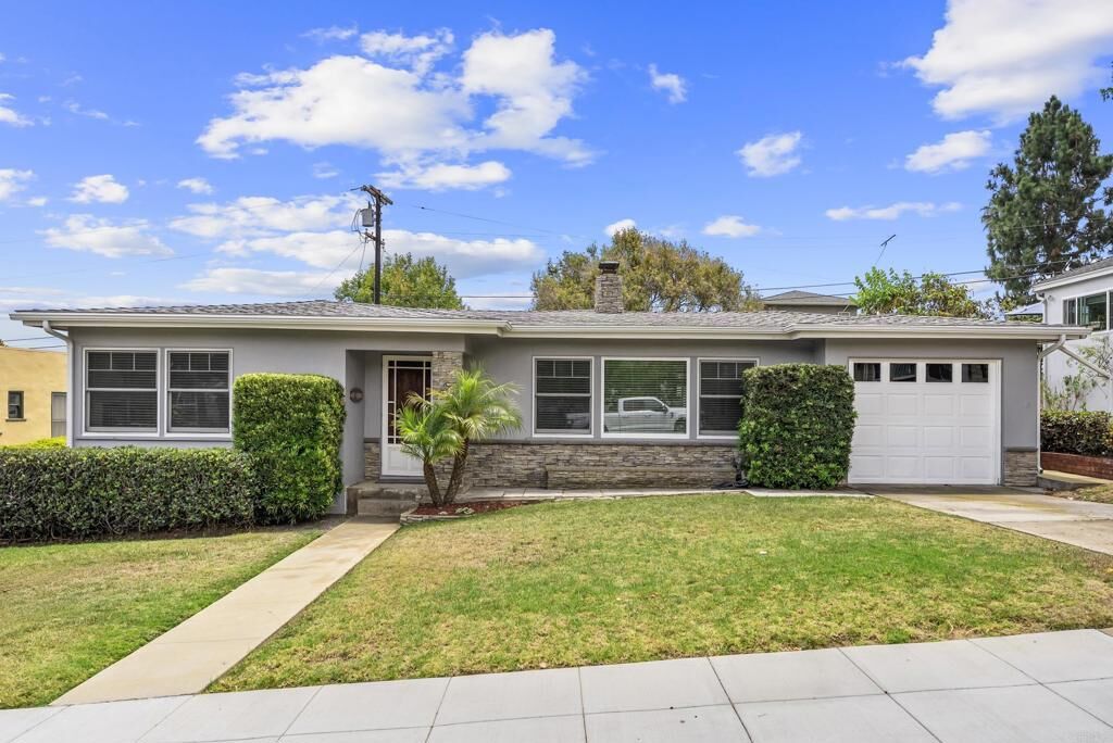 Property Photo:  3909 Atascadero Dr  CA 92107 