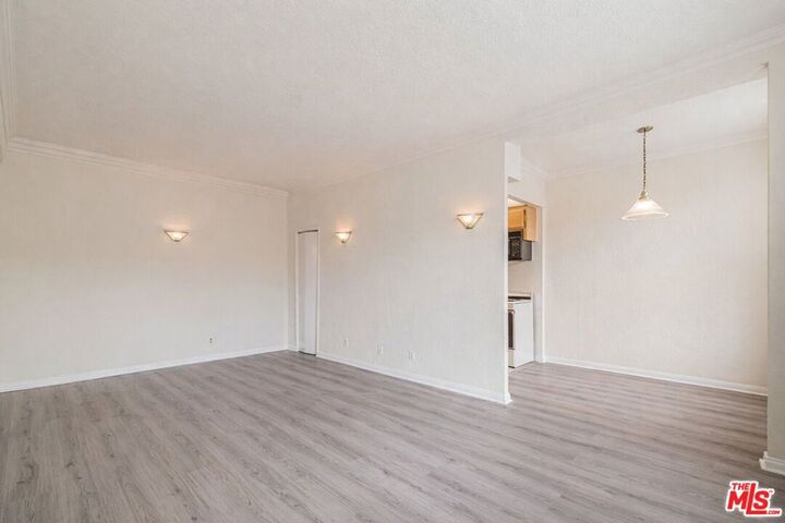Property Photo:  5640 Franklin Avenue 500  CA 90028 
