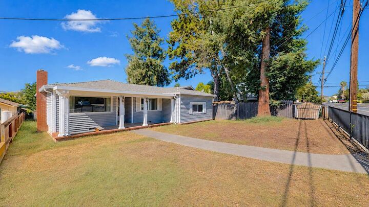 Property Photo: 324 Military CA 94510