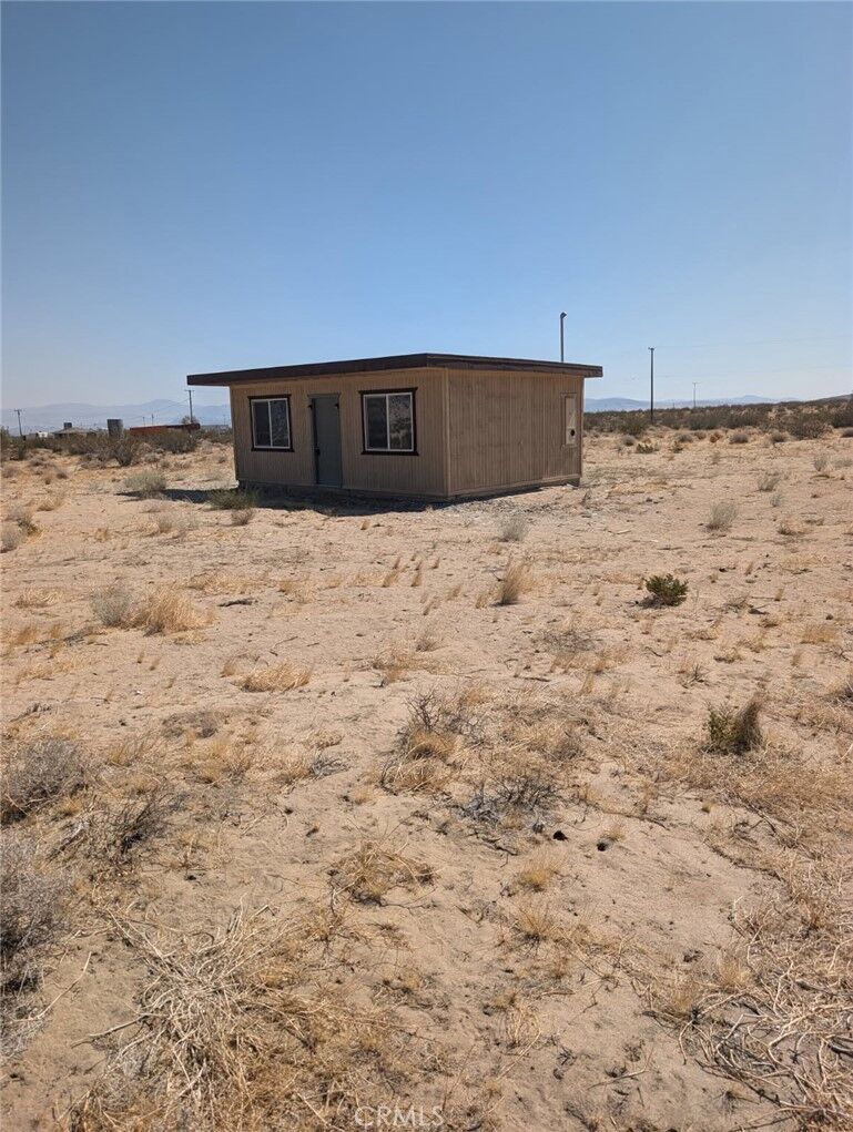 Property Photo: 56850 Bodick CA 92285