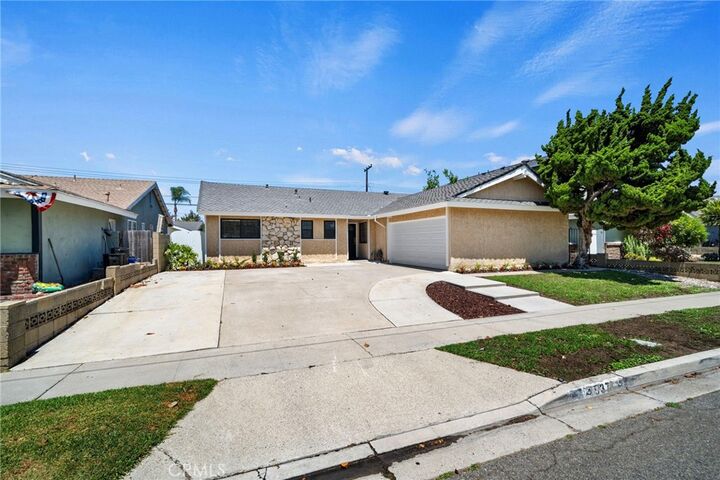 Property Photo:  5371 Cerulean  CA 92845 
