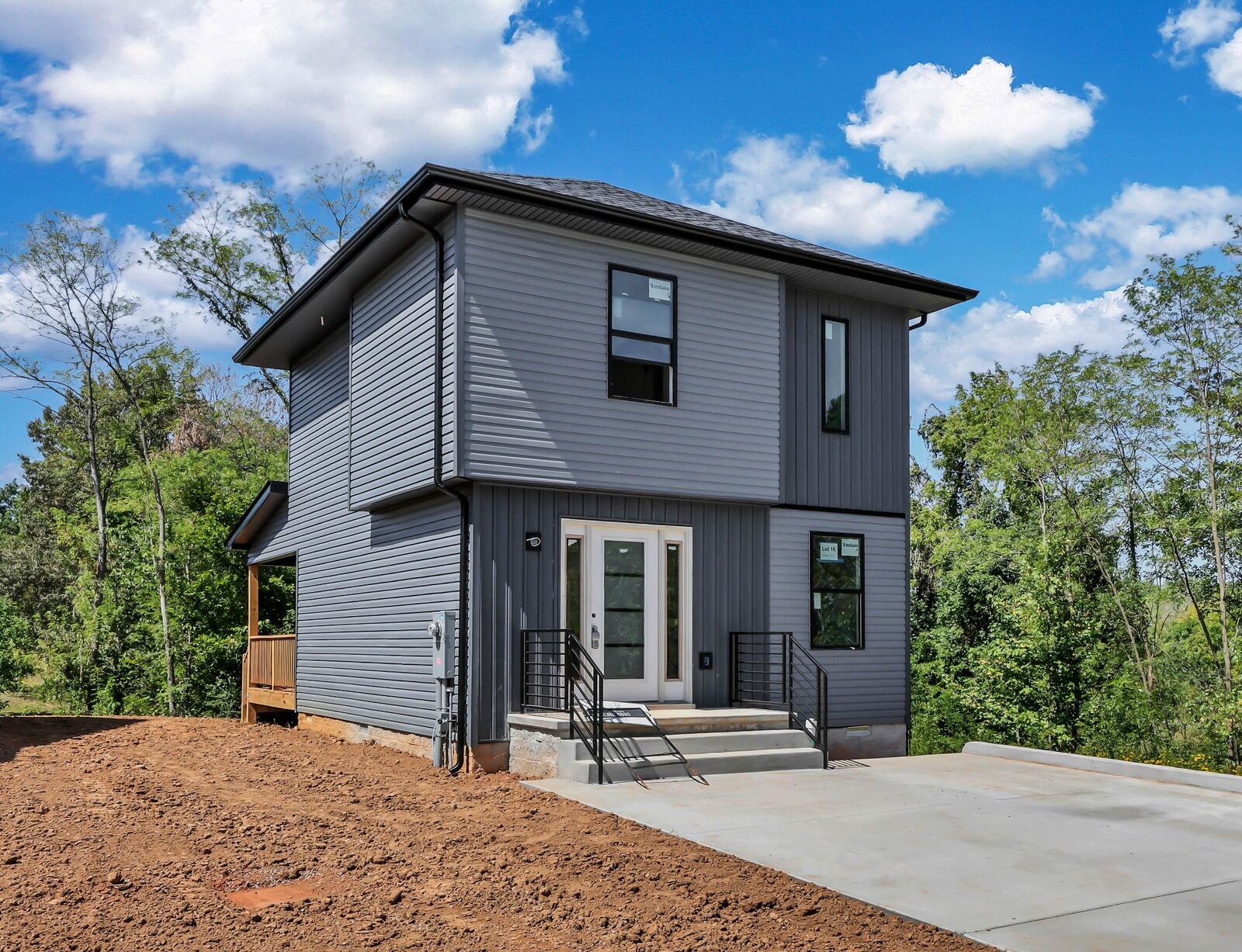 Property Photo: 236 Switchgrass Dr TN 37042