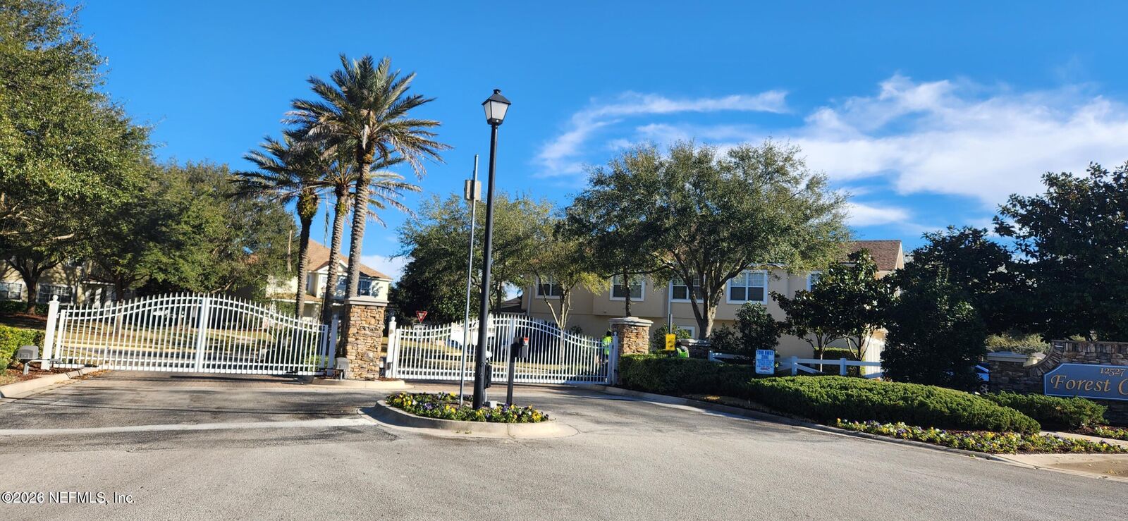 Property Photo: 1716 Forest Lake Circle 3 FL 32225